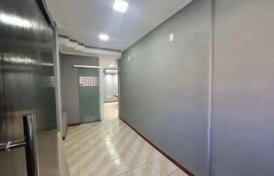 Imagem 4: SALA COMERCIAL no CENTRO com 0 quartos para LOCAÇÃO, 180 m²