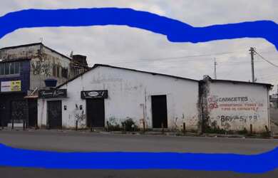 Imagem: A casa possui 2 Dormitórios, 1 Banheiro, 1 Vaga na garagem