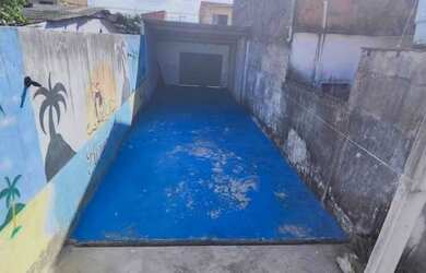 Imagem: A casa possui 2 Dormitórios, 1 Banheiro, 1 Vaga na garagem