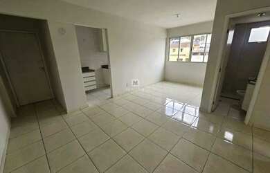 Imagem: O apartamento possui 2 Dormitórios, 2 Banheiros, 2 Vagas na