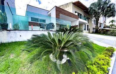 Imagem: A casa em condomínio possui 3 Dormitórios, 4 Banheiros, 4