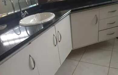 Imagem: O depósito possui 250m² de Área e está localizado em Lagoa