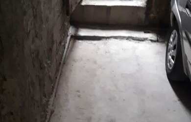 Imagem: A casa possui 1 Dormitório, 1 Banheiro, 2 Vagas na garagem