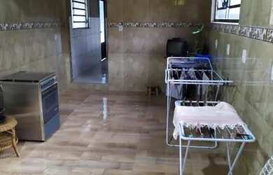 Imagem: A casa possui 2 Dormitórios, 2 Banheiros, 5 Vagas na garagem