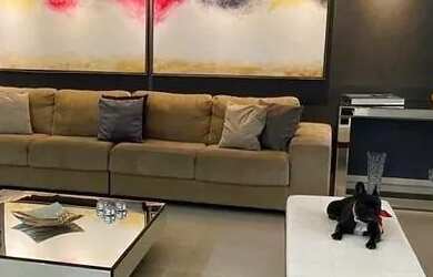 Imagem: A casa em condomínio à venda possui 4 Dormitórios, 5 Banheiros