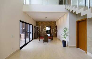 Imagem: A casa em condomínio possui 5 Dormitórios, 5 Banheiros, 4