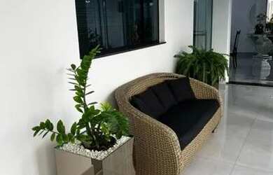 Imagem: A casa em condomínio possui 3 Dormitórios, 3 Banheiros, 4