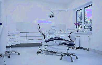 Imagem: O depósito está localizado em Centro, Petrópolis à venda