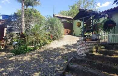 Imagem: A casa em condomínio possui 2 Dormitórios, 2 Banheiros, 4