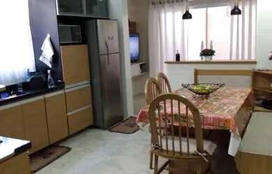 Imagem 2: Alugo casa bem espaçosa. Varanda, Guarda roupa, 2 Vagas na garageme2...