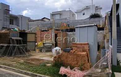 Imagem: A casa em condomínio possui 3 Dormitórios, 4 Banheiros, 4