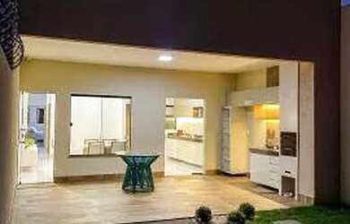 Imagem: A casa possui 3 Dormitórios, 3 Banheiros, 2 Vagas na garagem