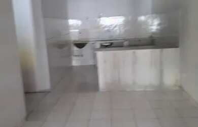 Imagem: A casa possui 1 Dormitório, 1 Banheiro, 2 Vagas na garagem