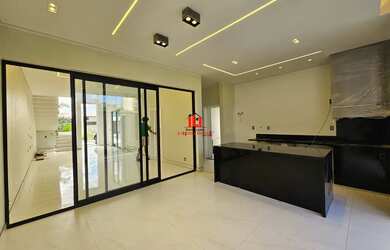 Imagem 15: Casa Duplex no Estoril 4 Suítes, (3 com closet) Energia solar, Piscina iluminada e cascata