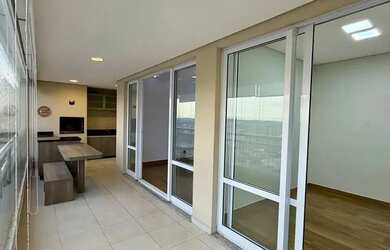 Imagem: O apartamento possui 3 Dormitórios, 4 Banheiros, 2 Vagas na