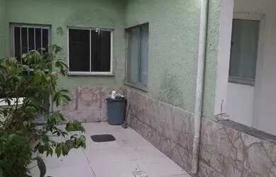 Imagem: A casa possui 3 Dormitórios, 4 Banheiros, 150m² de Área