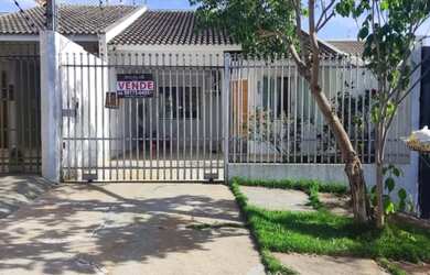 Imagem: A casa possui 3 Dormitórios, 1 Banheiro, 87m² de Área e