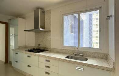 Imagem: O apartamento possui 3 Dormitórios, 4 Banheiros, 3 Vagas na