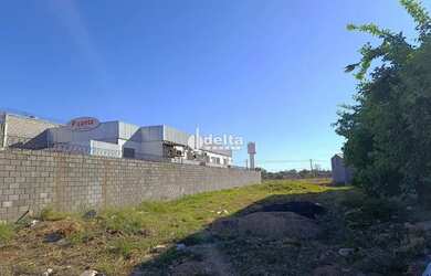 Imagem 3: Terreno disponível para venda no bairro Novo Mundo em Uberlândia-MG