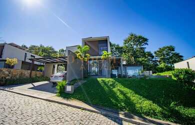 Imagem 1: Sobrado com 4 suítes em condomínio fechado em Atibaia - SP