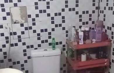 Imagem 5: Vendo ou troco essa casa por outra casa valor para venda 50,000 para negociar