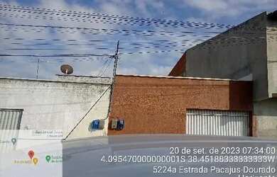 Imagem: A casa possui 2 Dormitórios, 1 Banheiro, 1 Vaga na garagem