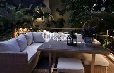 Imagem: A casa possui 5 Dormitórios, 2 Banheiros, 339m² de Área e