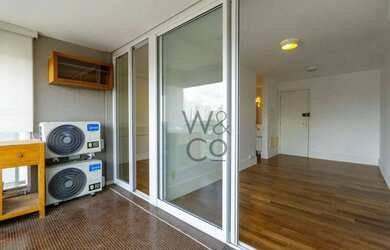 Imagem: O apartamento possui 1 Dormitório, 1 Banheiro, 1 Vaga na garagem