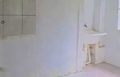 Imagem: A casa possui 4 Dormitórios, 3 Banheiros, 60m² de Área e