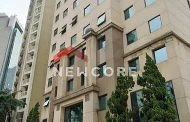 Imagem: O depósito possui 1 Vaga na garagem, 31m² de Área e está