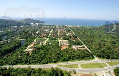 Imagem: O terreno possui 8.909m² de Área e está localizado em Barra