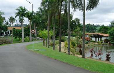 Imagem: O terreno possui 1.164m² de Área e está localizado em Loteamento