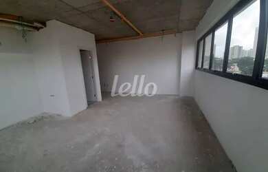 Imagem: O depósito possui 1 Vaga na garagem, 34m² de Área e está