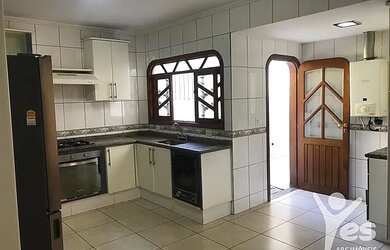 Imagem: O apartamento possui 3 Dormitórios, 2 Banheiros, 3 Vagas na