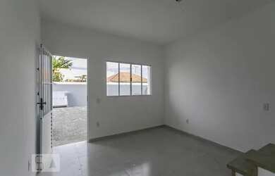 Imagem: A casa em condomínio possui 2 Dormitórios, 2 Banheiros, 1