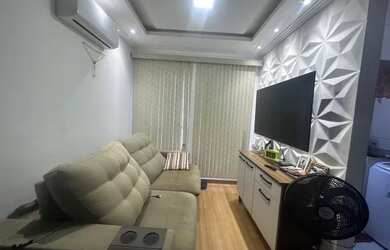 Imagem: O apartamento possui 2 Dormitórios, 1 Banheiro, 1 Vaga na garagem