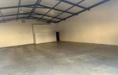 Imagem 7: Galpão/Depósito/Armazém para venda possui 550 metros quadrados