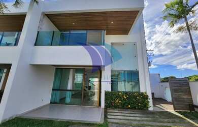 Imagem: A casa possui 4 Dormitórios, 3 Banheiros, 1 Vaga na garagem