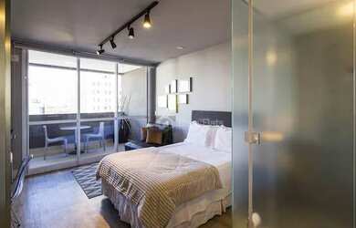 Imagem: O studio possui 1 Dormitório, 1 Banheiro, 1 Vaga na garagem