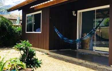 Imagem 2: Casa temporada. Piscina, Churrasqueira, 3 Vagas na garageme3 Dormitórios