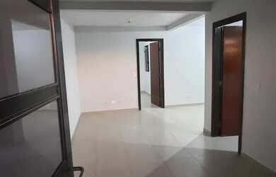 Imagem: O apartamento possui 2 Dormitórios, 1 Banheiro e está localizado