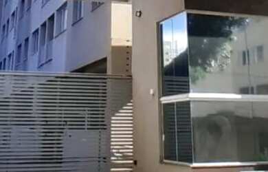 Imagem: O apartamento possui 3 Dormitórios, 2 Banheiros, 2 Vagas na