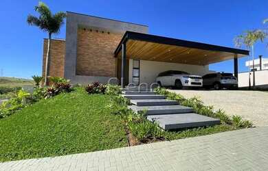 Imagem: A casa em condomínio possui 3 Dormitórios, 5 Banheiros, 5