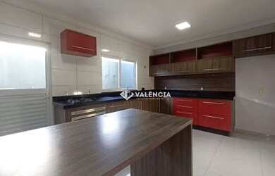 Imagem 8: Sobrado Semi Mobiliado para Alugar por R$2.400.00 na Rua Aluizio Azevedo 559 no Alto Alegr