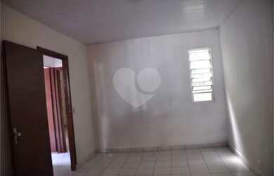 Imagem 13: IMOVEL PRA VENDA COM 3 CASAS COM RENDA