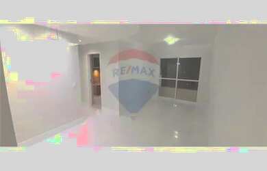 Imagem: O apartamento possui 2 Dormitórios, 2 Banheiros, 2 Vagas na