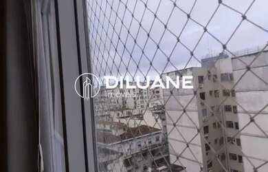 Imagem: O apartamento possui 4 Dormitórios, 3 Banheiros, 1 Vaga na