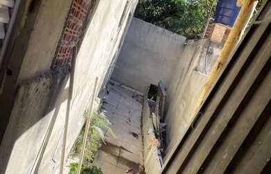 Imagem 7: Casa com piscina. Piscina, Churrasqueira, Varandae280m² de Área