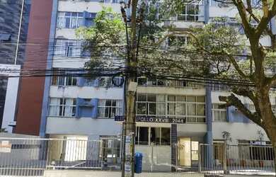 Imagem: O apartamento possui 3 Dormitórios, 2 Banheiros, 1 Vaga na