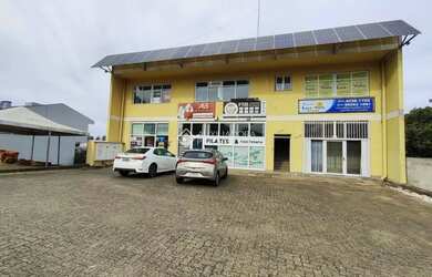 Imagem: O depósito possui 3 Vagas na garagem, 80m² de Área, Imóvel